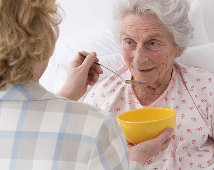 Nutrition Tips For Seniors With Dementia